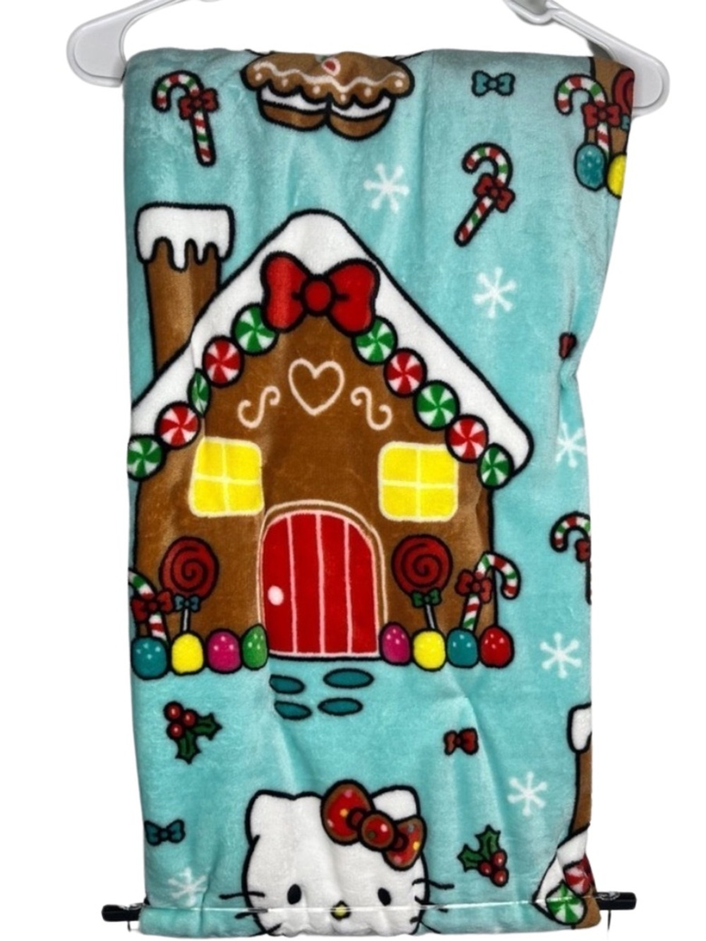 HELLO KITTY CHRISTMAS GINGERBREAD PLUSH THROW, NWT